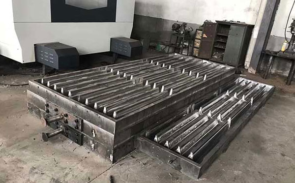 水泥漏粪地板模具定制
